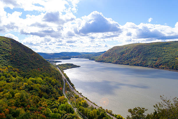  Exploring Nature’s Marvels: A Hiking Guide to the Hudson Valley